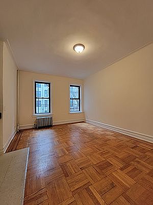 1st image of 2126 Benson Ave #22E