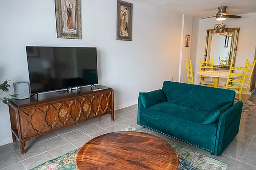 1418 Collins Ave #403 Photo 1