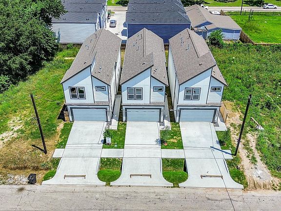 4th image of 848 Lucky St