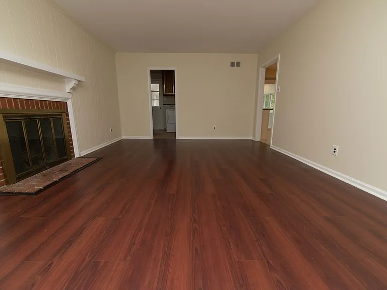 440 Cricket Ln — Photo 13