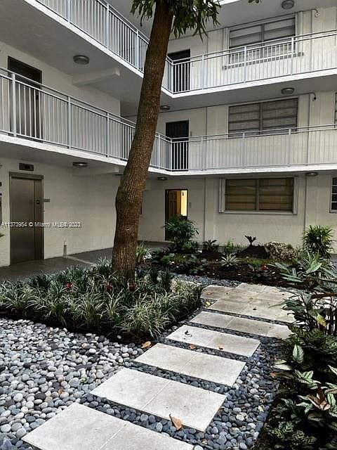 1st image of 750 NE 64th St APT B108