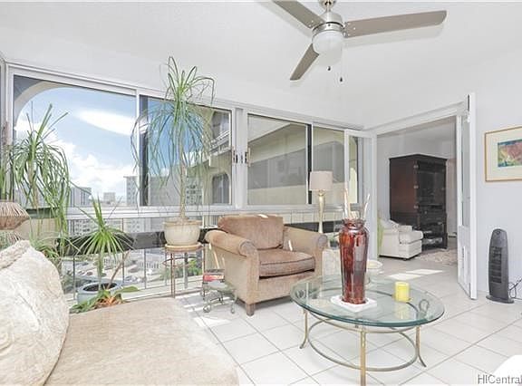 Living room that flows into office or 2nd bedroom.