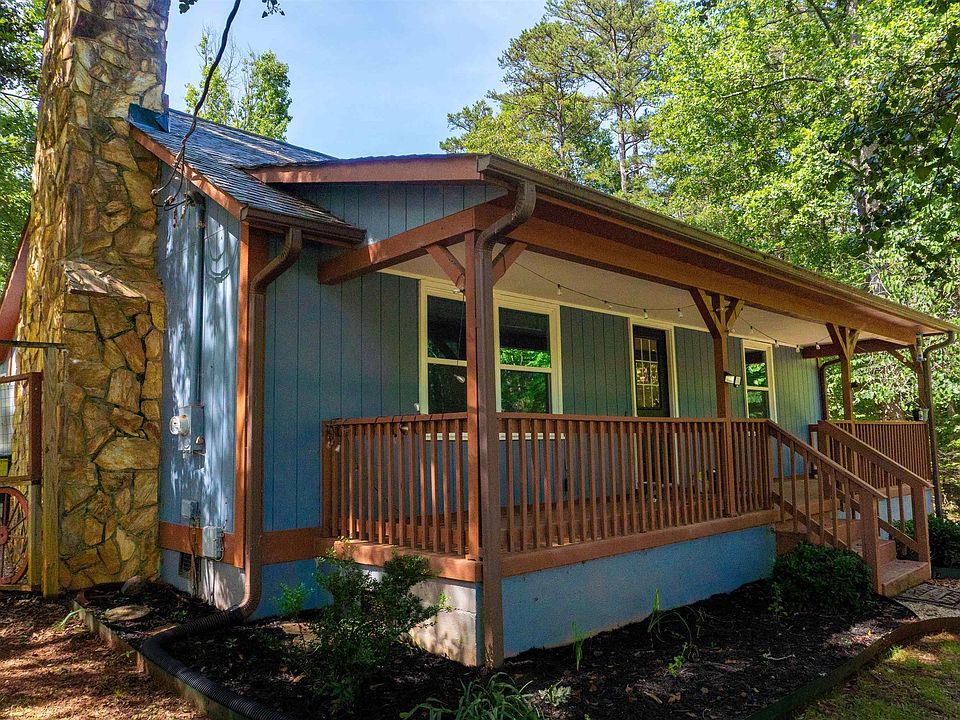 1st image of 206 Pecan Dr