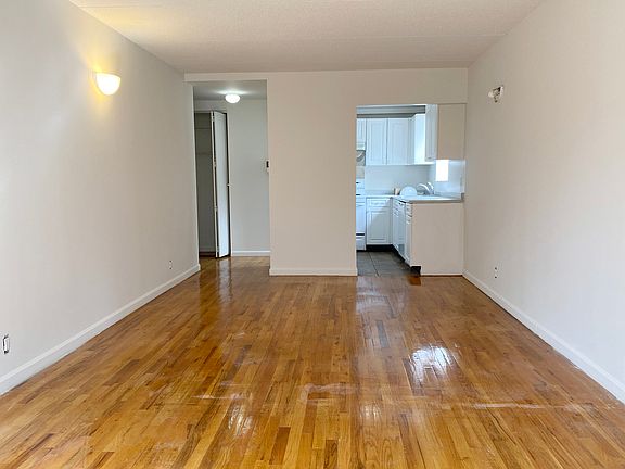 3rd image of 71 E 4th St #S5