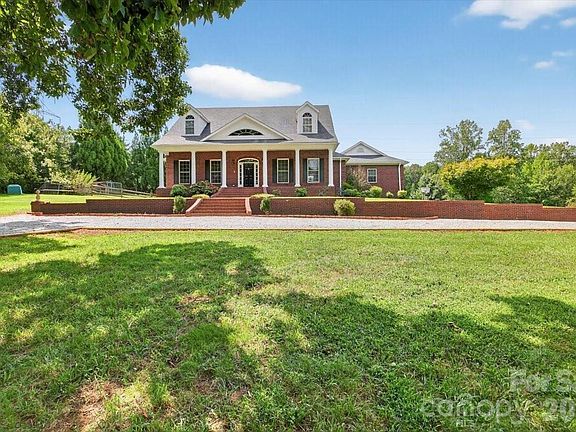 4th image of 498 Johnson Dairy Rd