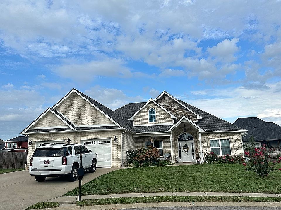 1st image of 416 Veronica Court