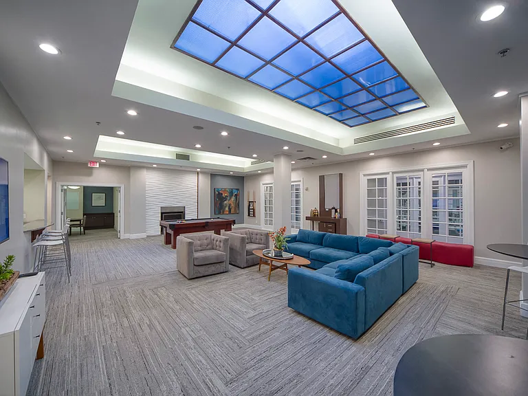 11 East Resident Clubroom
