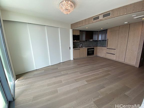 4th image of 1000 Auahi St Unit 2703