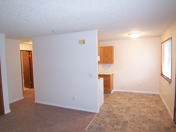 5th image of 17160 Avondale Way NE APT 9