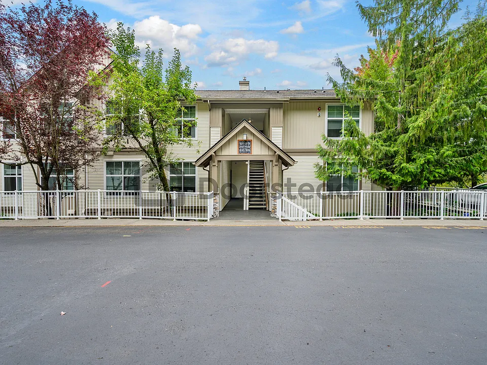 23420 SE Black Nugget Rd #A105