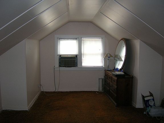 Upstairs bedroom