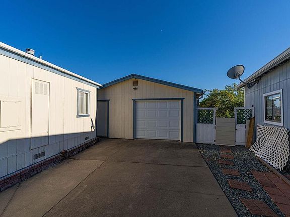 2nd image of 20 Rollingwood Dr Space 73