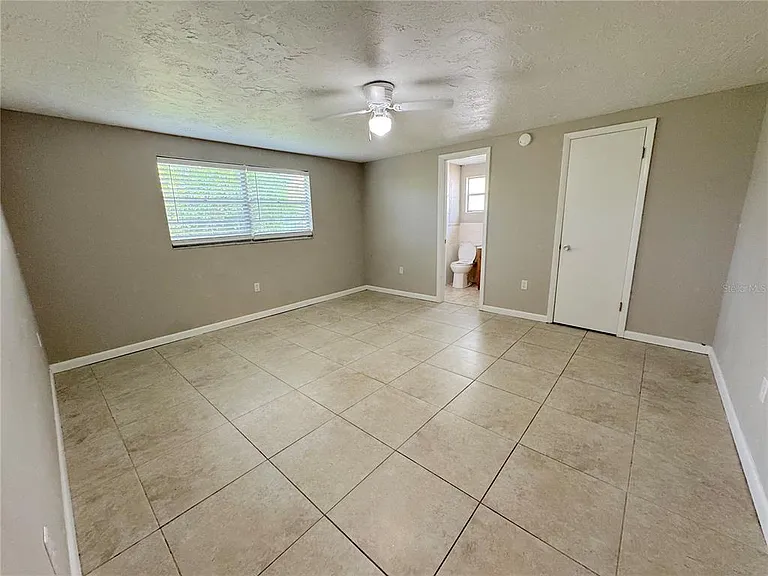 3883 Hawkeye Cir — Photo 10