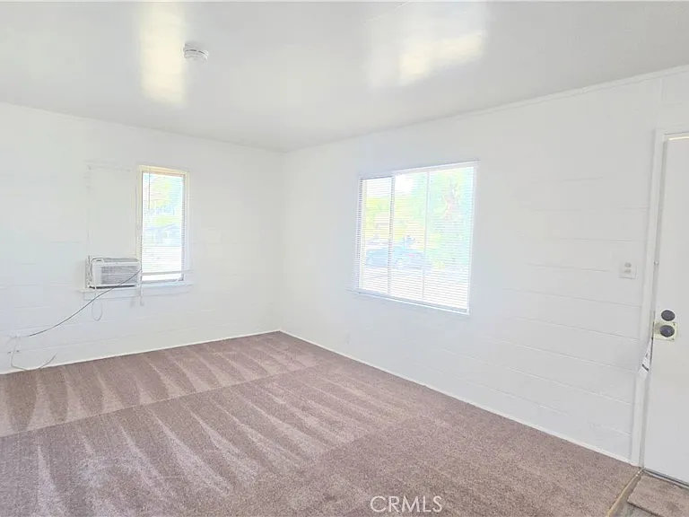 380 N 9th Ave — Photo 14