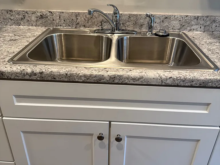 503 N Ventura Street Apt 5 Kitchen Sink_06182025