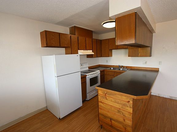 2nd image of 227 W 11th Ave APT 7