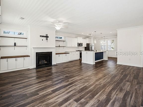 4th image of 34 White Heron Dr