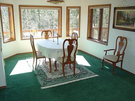 3rd image of 749 Winding Valley Dr