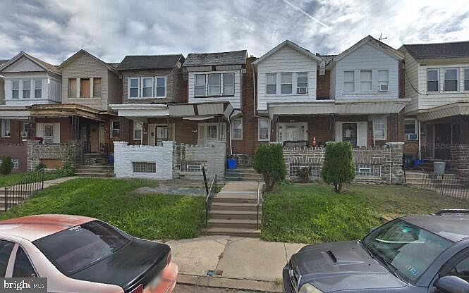 1st image of 2142 Eastburn Ave