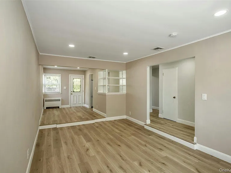 83 Knickerbocker Rd N — Photo 7