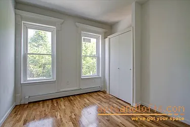 Rented by aptsandlofts.com