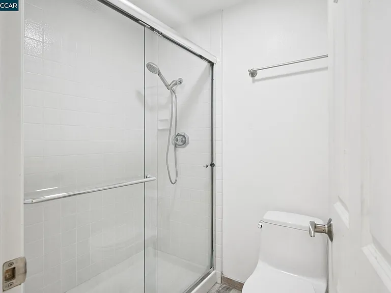 2137 Presidio Ct — Photo 28