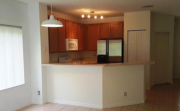 3rd image of 10151 Spyglass Hill Ln