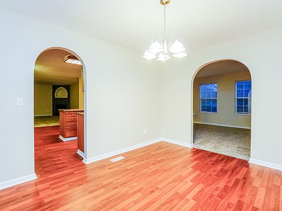 5th image of 1766 Damos Way
