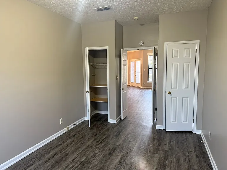 1944 Woodrun Dr — Photo 18
