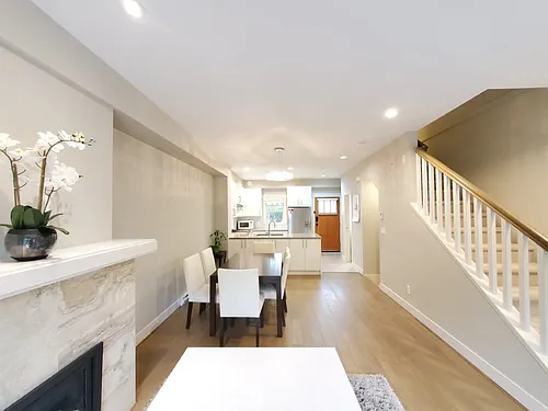 59XX Oak St Photo 1