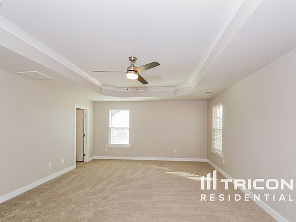 4th image of 229 Devon Fields Dr