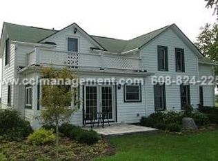 2889 Bailey Rd, Sun Prairie, WI 53590