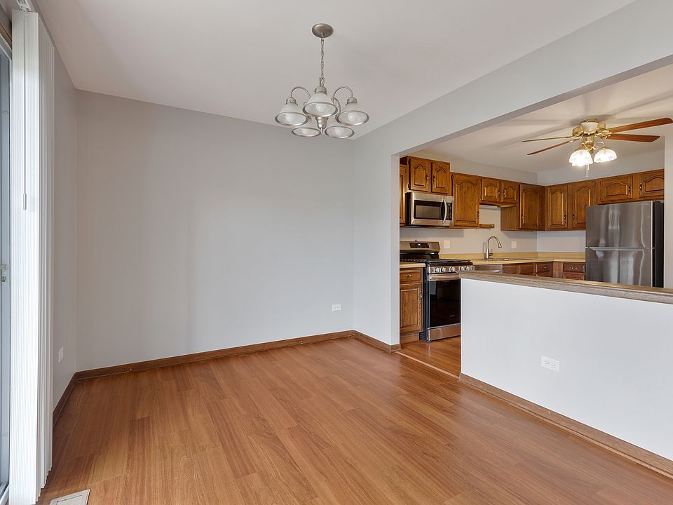 Kitchen + Dinning