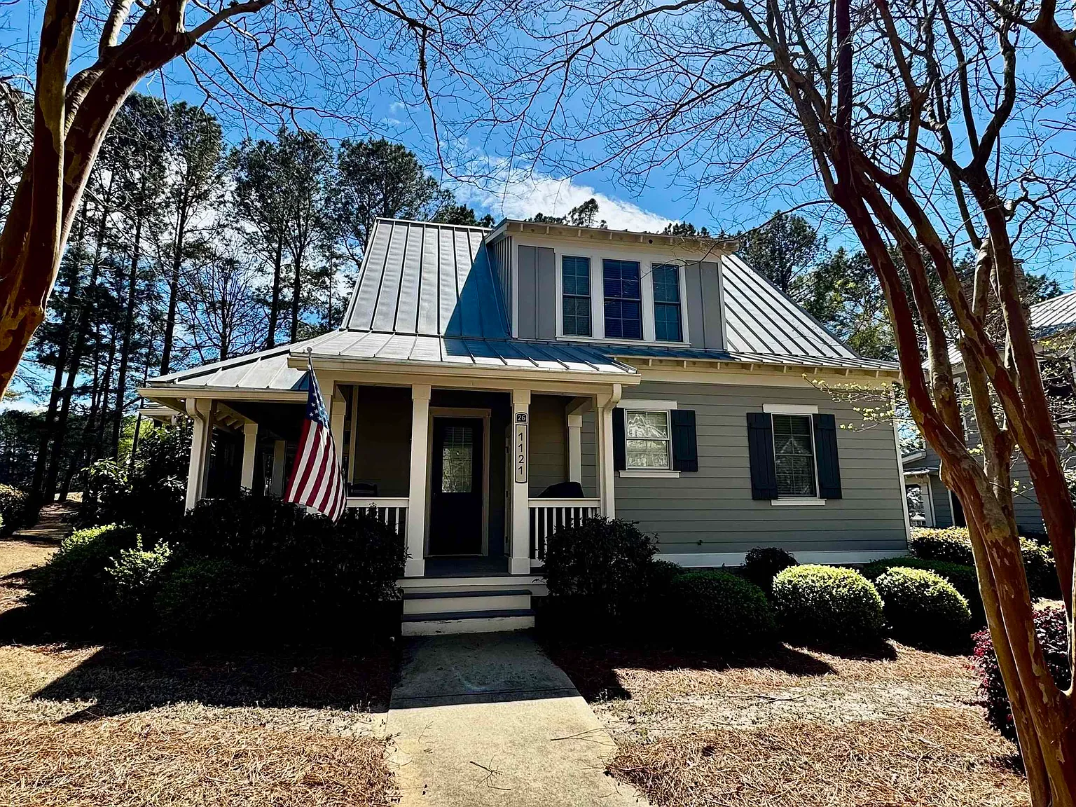 3 bed, 3.5 bath, 1824 sqft, $4,000 — Photo 1
