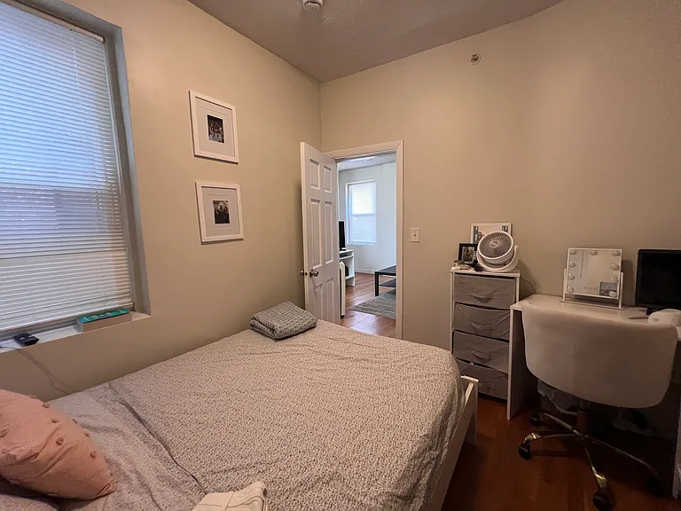 35 N Margin St #2 — Photo 17