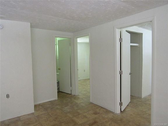 4th image of 759 NE 6th St