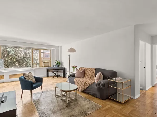 900 W 190th St APT 2D, Manhattan, NY 10040