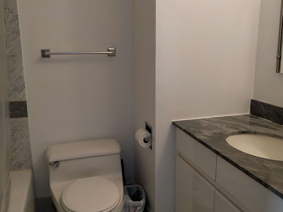 1st image of 232-236 E 47th St #24D