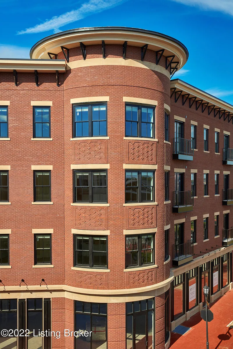 Building Photo - 9419 Norton Commons Blvd #203