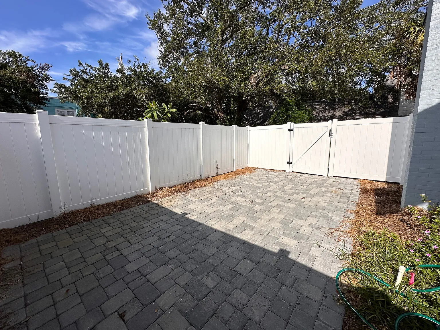 1 bed, 700 sqft, $1,700 — Photo 2