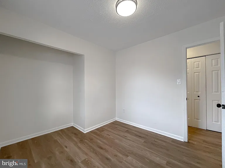 2094 Chapelside Ct — Photo 29