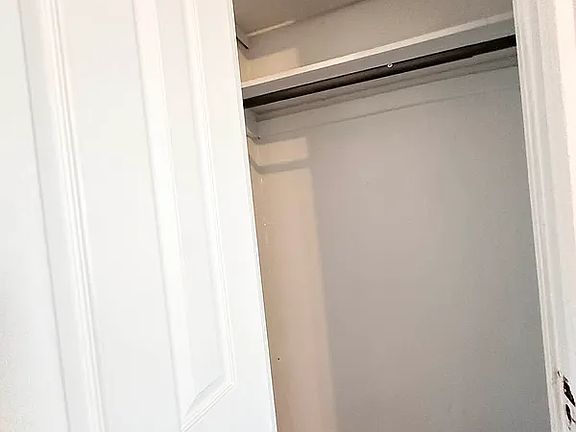 3rd image of 97 Euclid Ave APT 2C