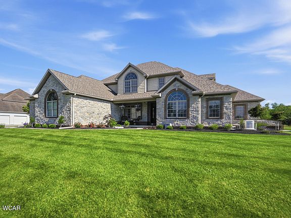 3rd image of 4422 Indian Hill Dr