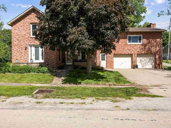 314 N Ohio Ave, Oxford, IA 52322