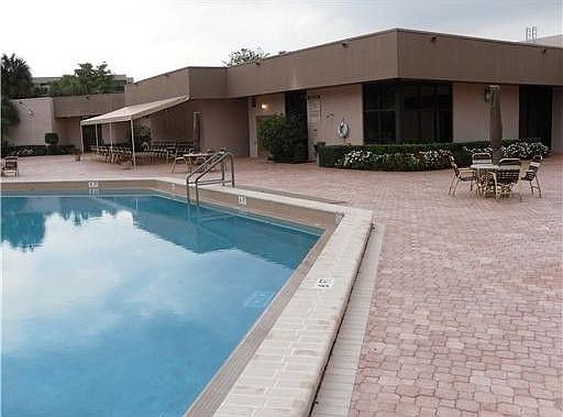 2nd image of 1101 Colony Point Cir APT 223