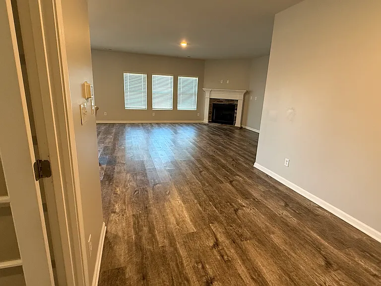 115 Creek Ridge Dr — Photo 25
