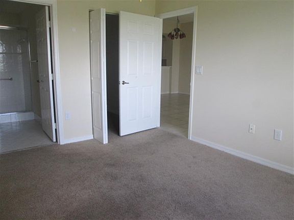 3rd image of 7775 Southampton Ter APT 410