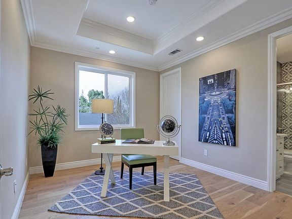 4th image of 841 Willow Glen Way