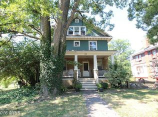 * Park Ave, Takoma Park, MD 20912