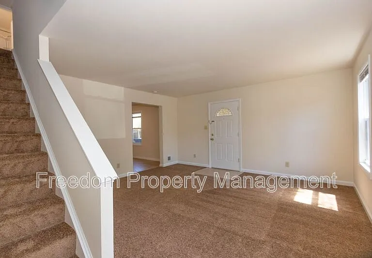 9206 Hood Rd — Photo 7